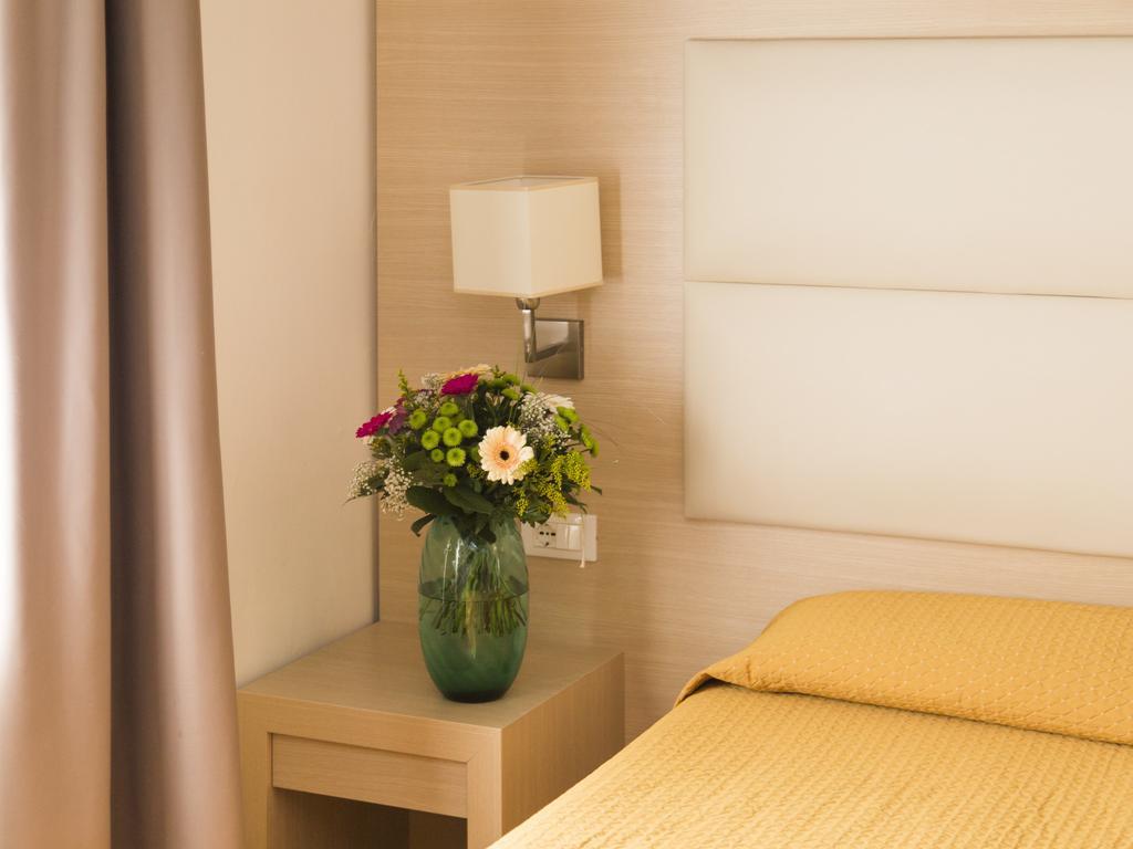 Hotel Regina Больцано Екстер'єр фото
