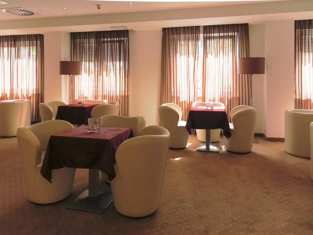 Hotel Regina Больцано Екстер'єр фото