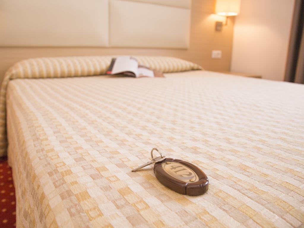 Hotel Regina Больцано Екстер'єр фото